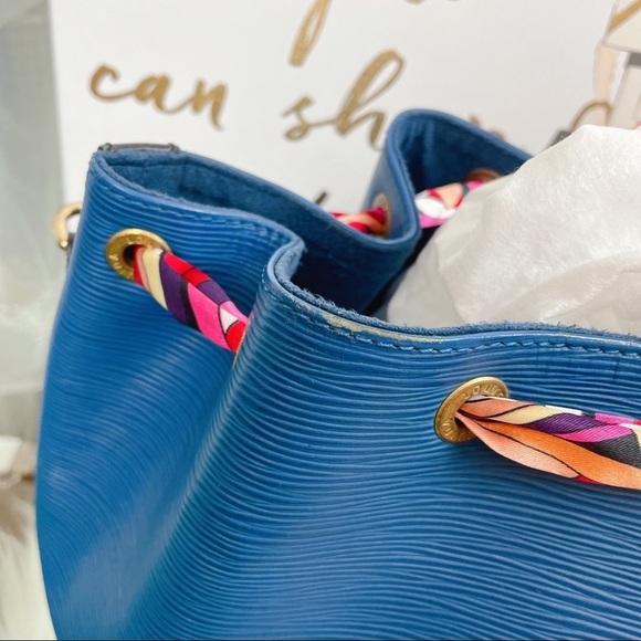 Louis Vuitton Bi Color Epi Leather Petite Noe Shoulder Bag - Picture 3 of 11